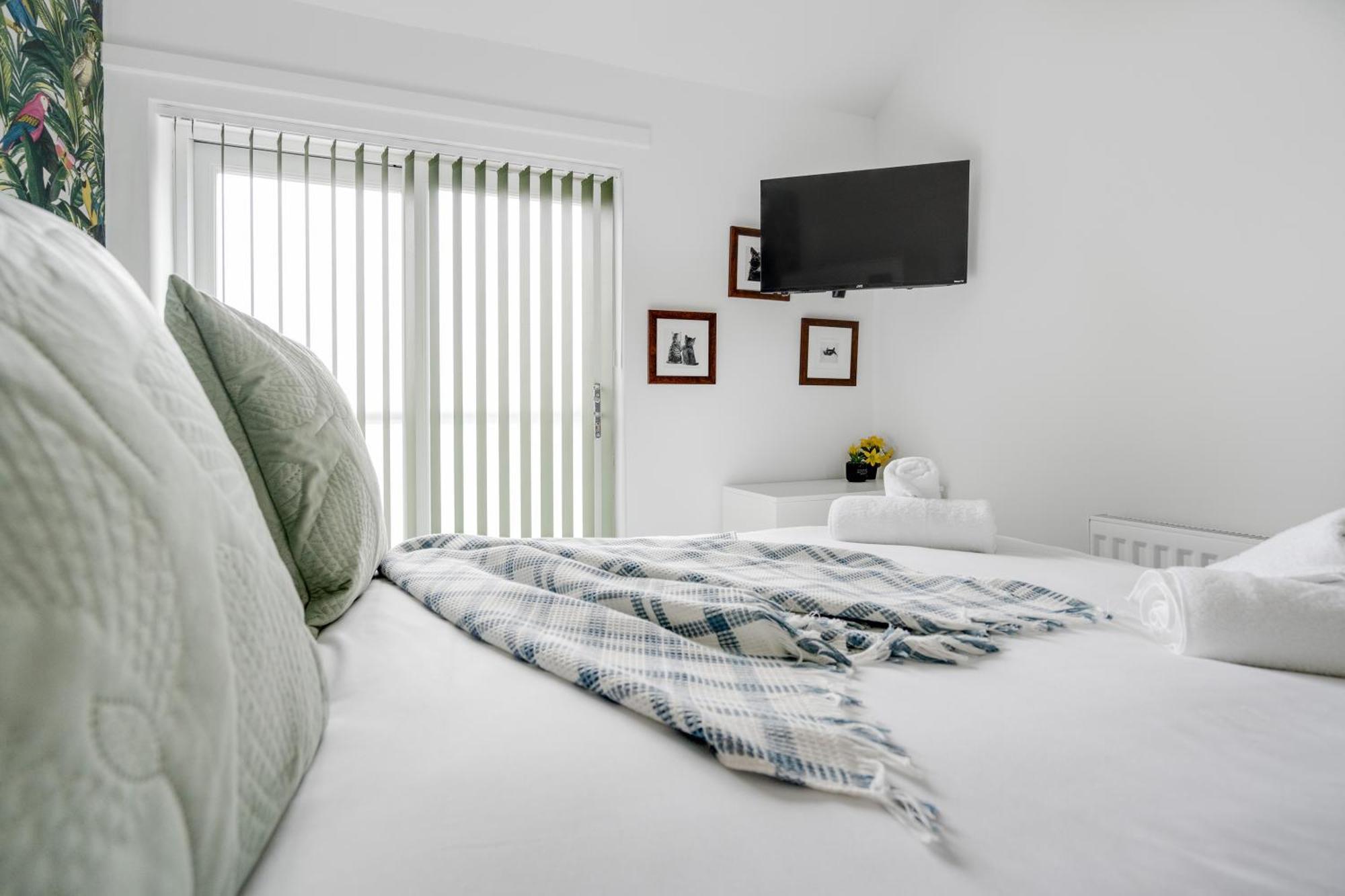 Buxton Apartment - 1 Bed, Free Parking, Wi-Fi Hazel Grove Exterior foto