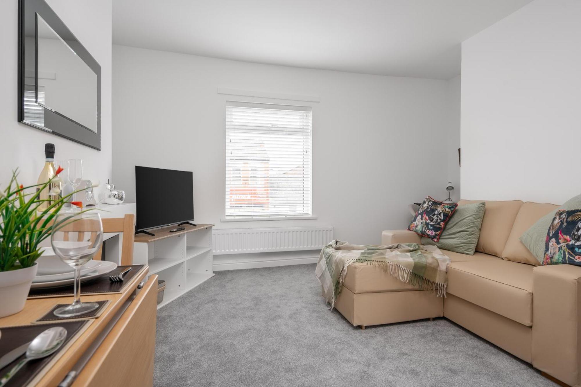 Buxton Apartment - 1 Bed, Free Parking, Wi-Fi Hazel Grove Exterior foto