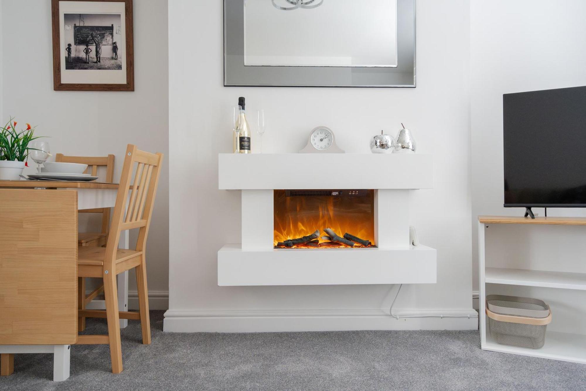 Buxton Apartment - 1 Bed, Free Parking, Wi-Fi Hazel Grove Exterior foto